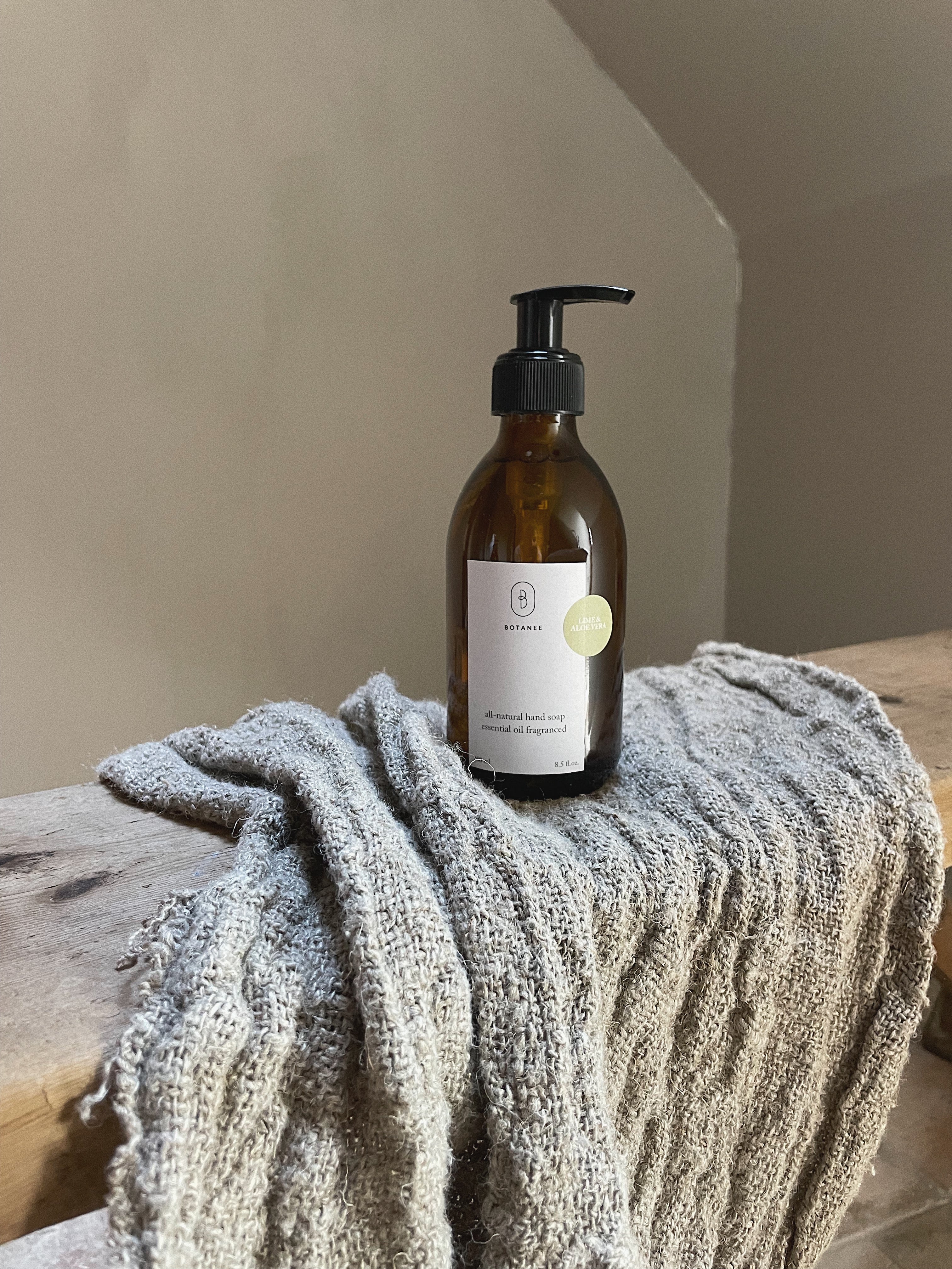 250ml | all-natural hand soap | lime & aloe vera