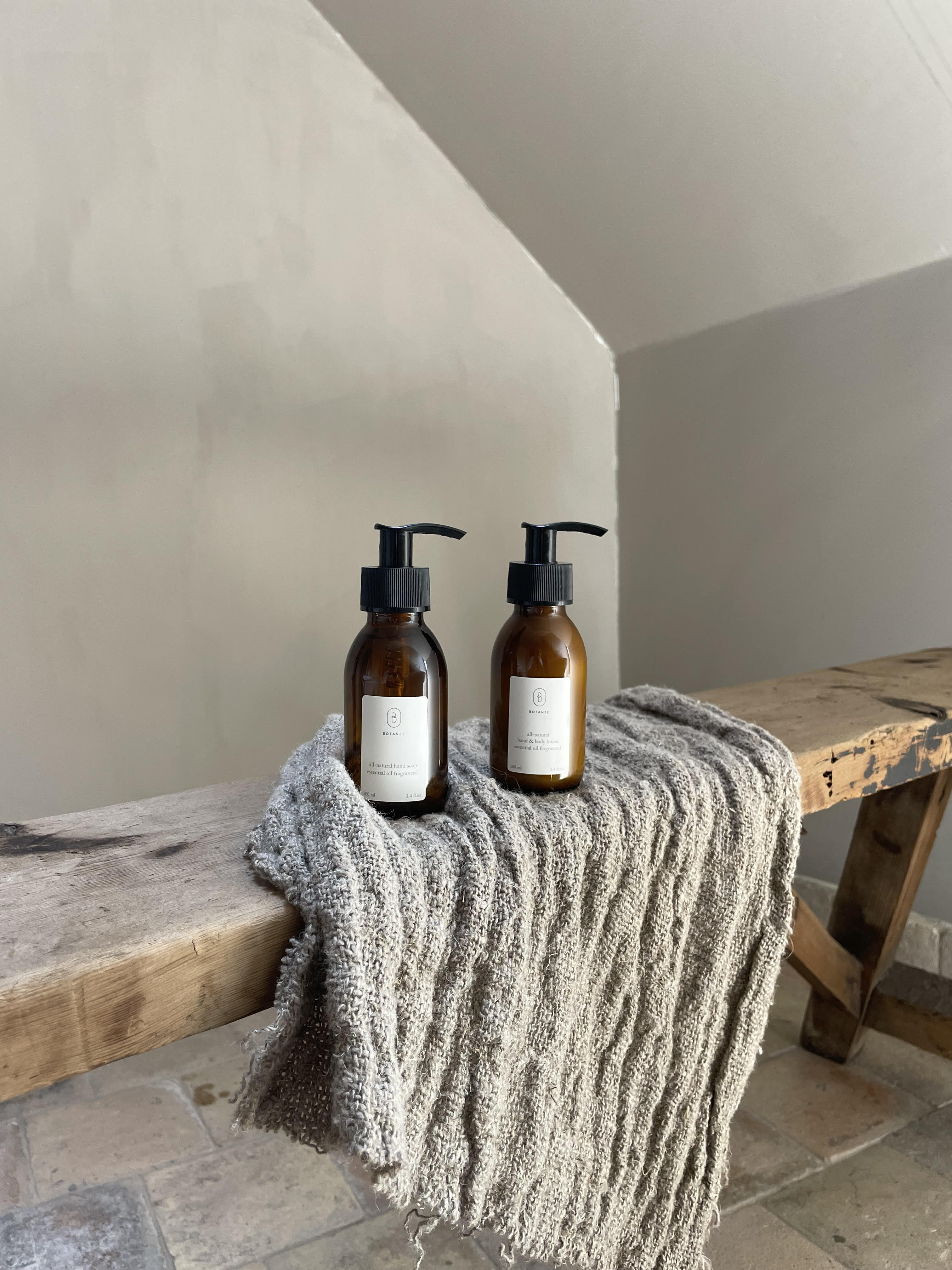 Bonjour natural hand & body lotion + hand soap gift box | warming coastal bliss