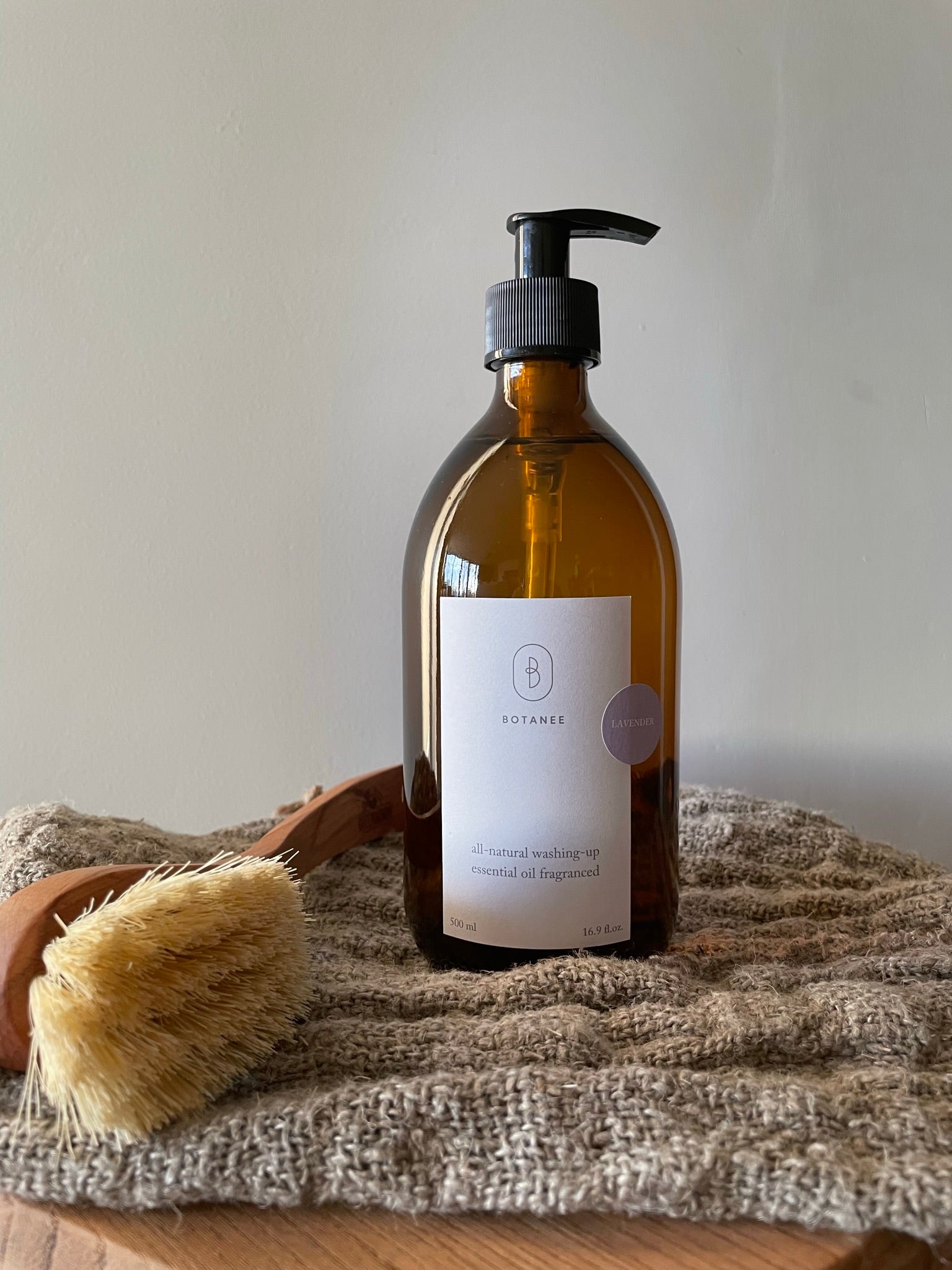 500ml | all-natural washing-up liquid | French lavender
