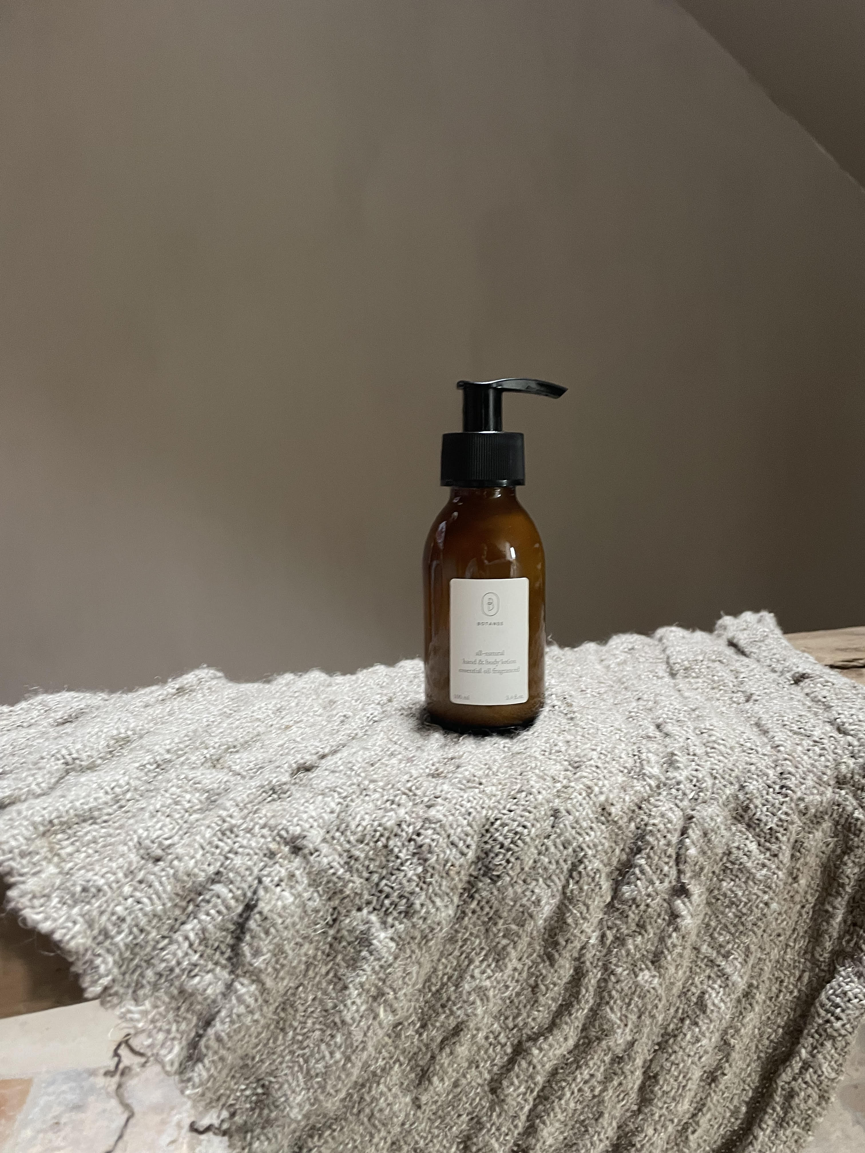 100ml | natural hand & body lotion | warming coastal bliss